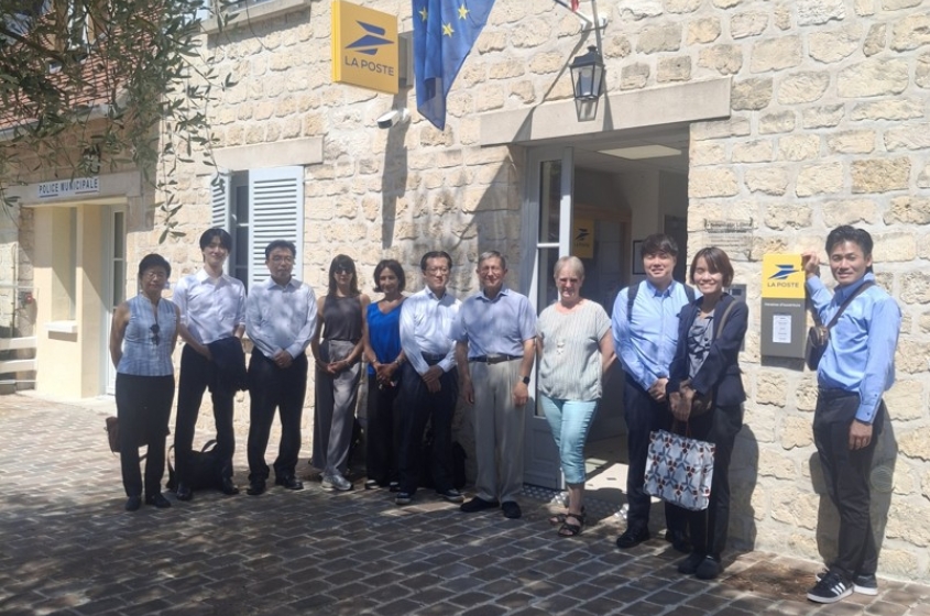 Une délégation japonaise en visite à l'Agence Postale Communale - 03.07.2026