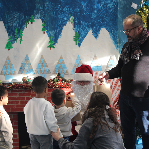 Passage du Père Noel dans les écoles - 18.12.2025