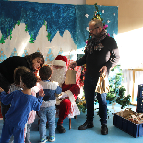Passage du Père Noel dans les écoles - 18.12.2025